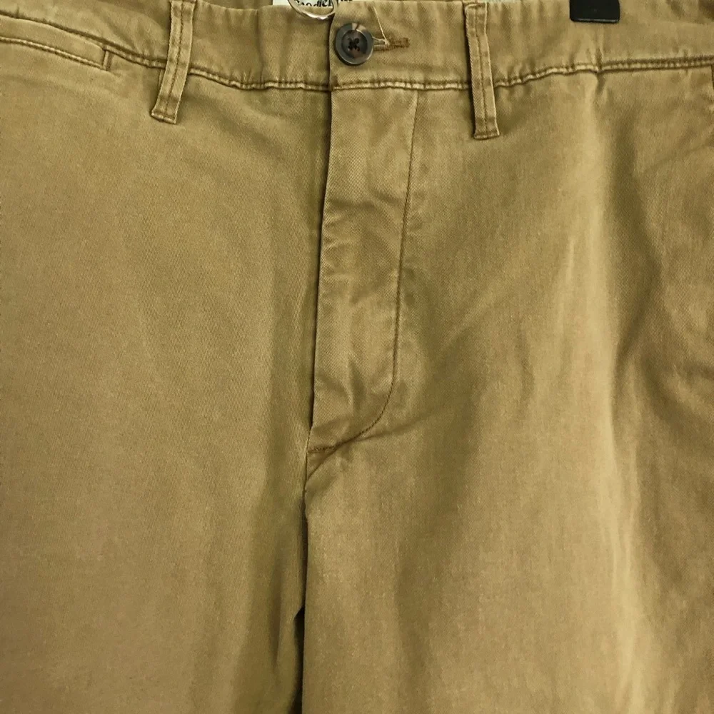 Goodfellow & Co Tan Chinos Classic Fit